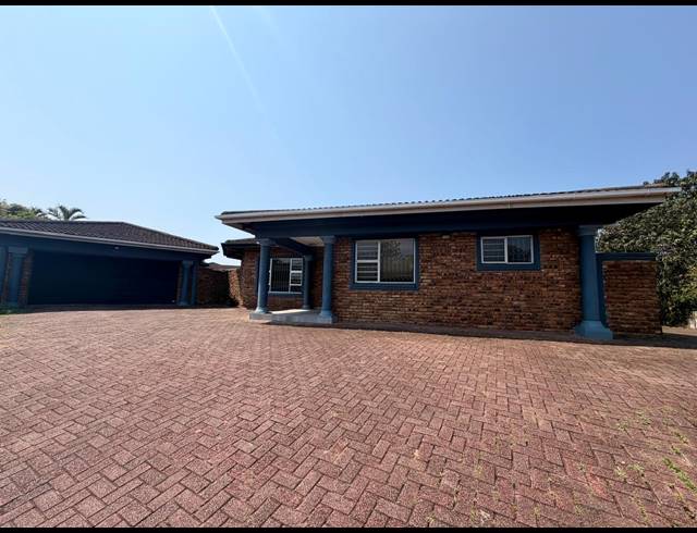 3 BEDROOM FREESTANDING FOR SALE IN MEER EN SEE